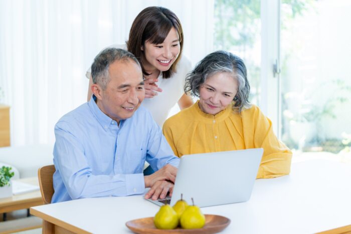 家を売った後に暮らす賃貸住宅を選ぶ家族|熊本県の不動産会社『イエステーション』