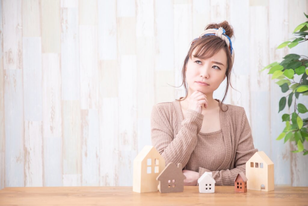 親のマンションがいらない・タダでも売れない場合の処分方法|生前贈与・相続・相続放棄の違いも解説