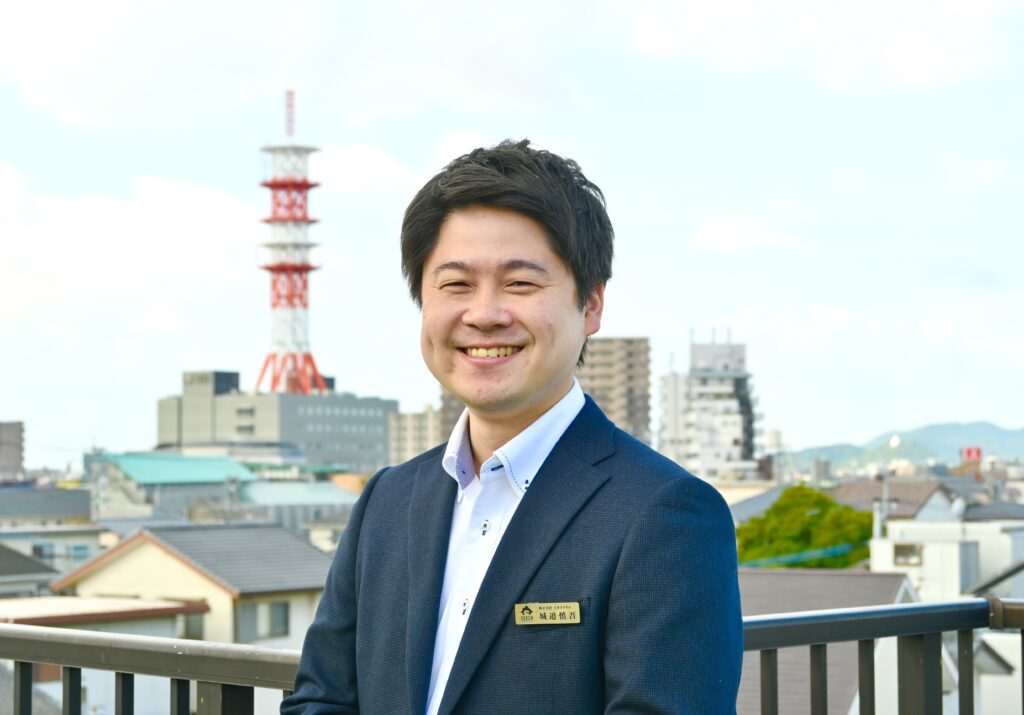城迫　慎吾